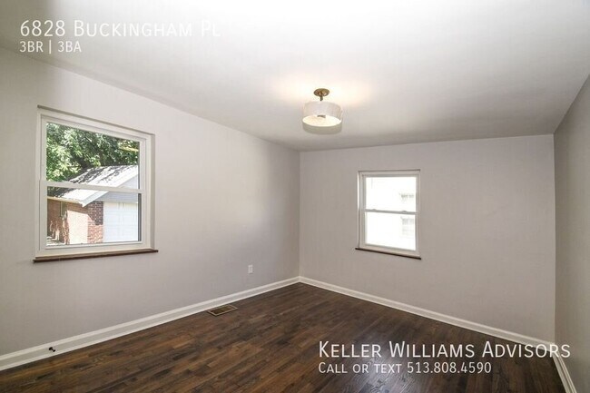 Building Photo - 6828 Buckingham Pl