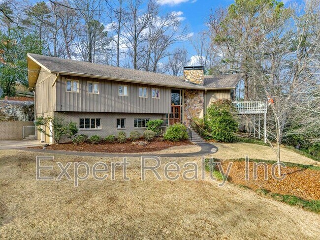 Building Photo - 373 Laredo Dr