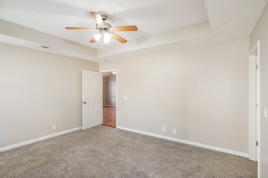 Building Photo - 8009 Maggie Ct