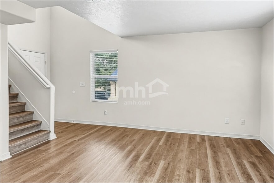 Building Photo - 13631 Clipper Ridge Way