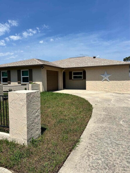 Primary Photo - 1403 Stonehaven Way