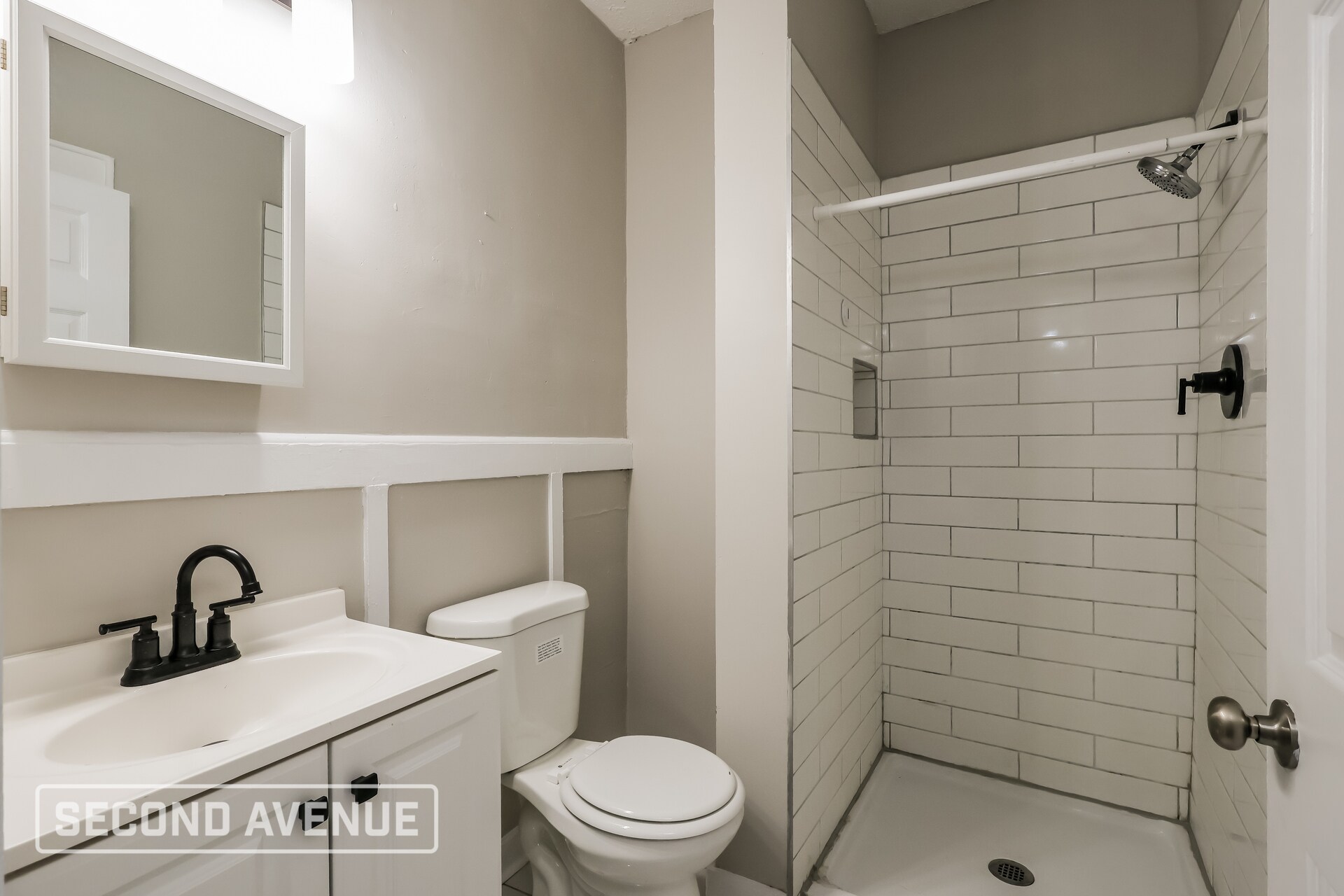 Building Photo - 459 S 41st St