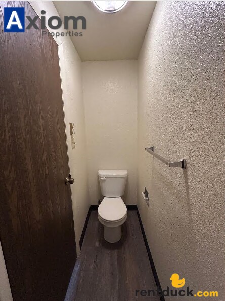 Building Photo - 2128 Marigold St