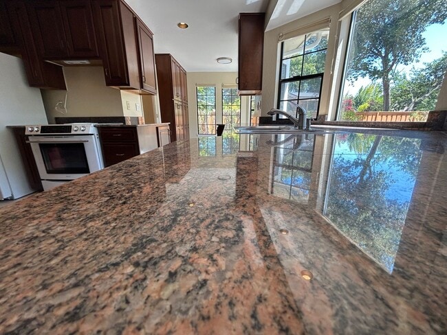 Building Photo - 3BR/2BA Single-Story Home in Walnut Creek’...