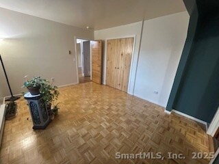 Building Photo - 15 Paradiso St