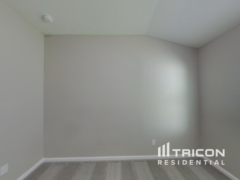 Building Photo - 12131 Rouen Cove Dr