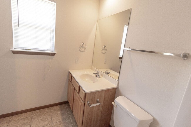 Building Photo - 1641 Citadel Dr