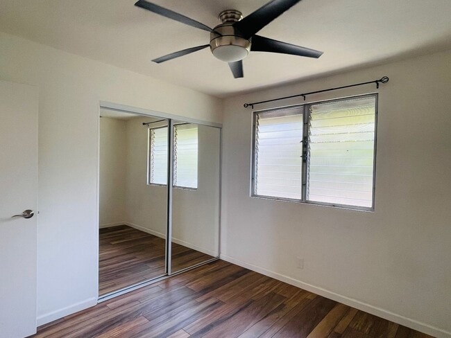 Building Photo - Partly Furnished 2-bedroom,1.5-bath Townho...