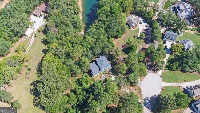 Building Photo - 675 Freedom Heights Dr