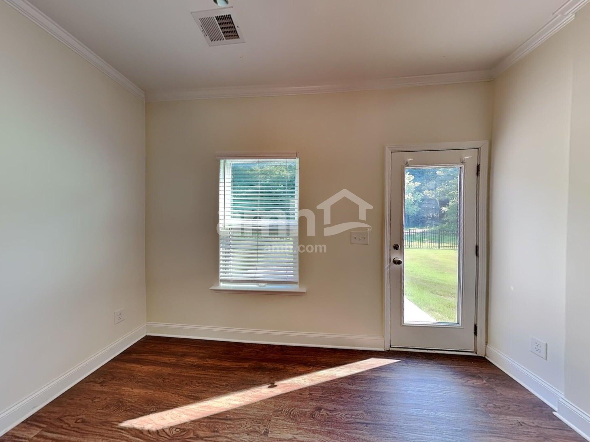 Building Photo - 597 Woodall Rd