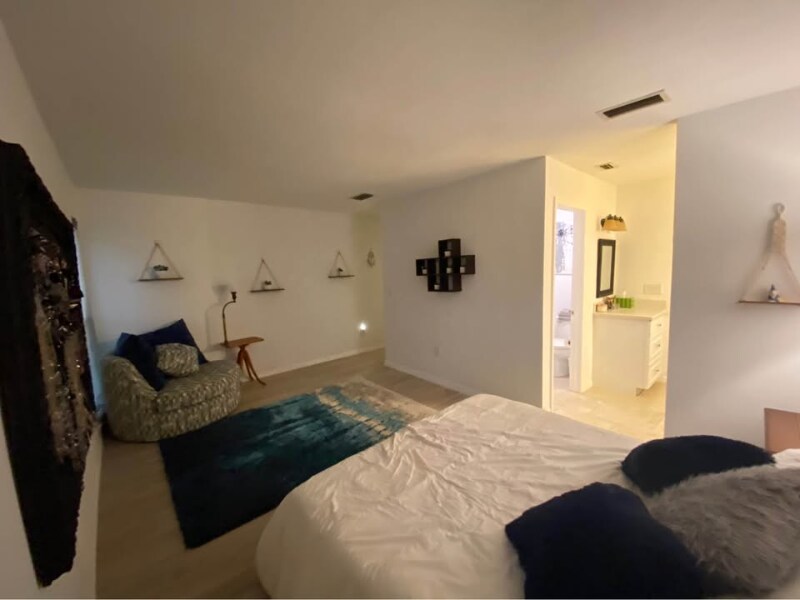 Building Photo - 313 Bobby Jones Rd