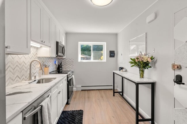 Primary Photo - Renovated - Parking - Laundry - Pool