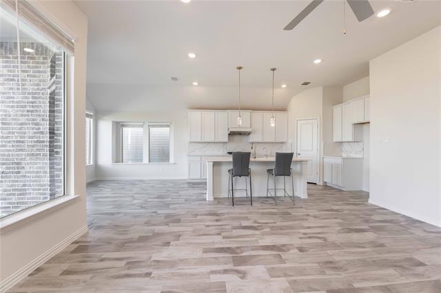 Building Photo - 10038 Boswell Dr