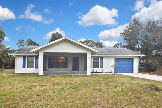 Building Photo - 1202 E 7th St