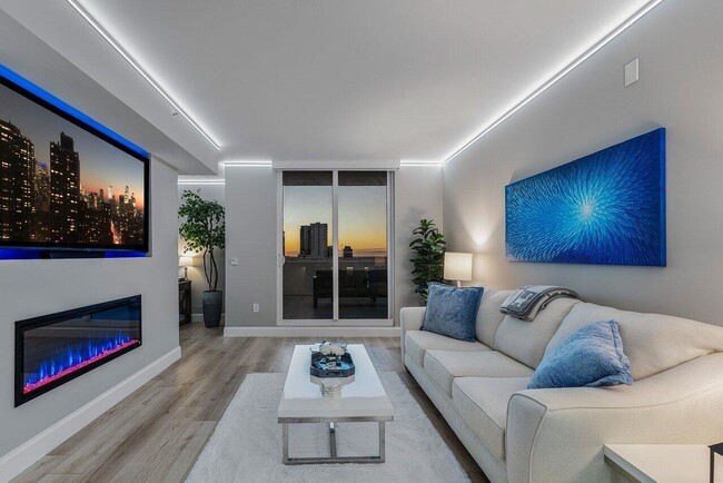 Building Photo - 255 Evernia St