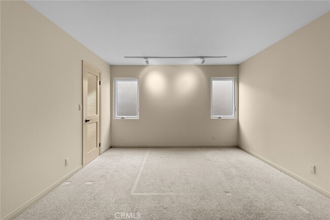 Building Photo - 1623 W Balboa Blvd