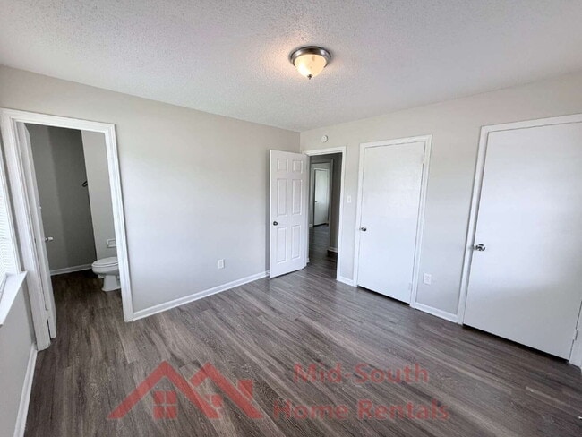 Building Photo - 3431 Rebeh Rd