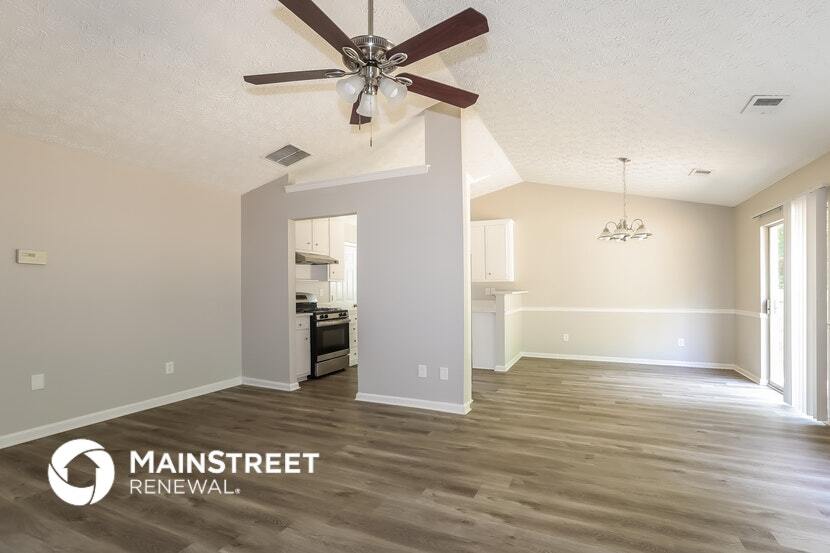 Building Photo - 125 Waters Edge Dr