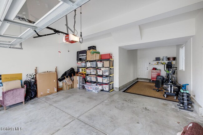 Building Photo - 6103 Deerhill Rd