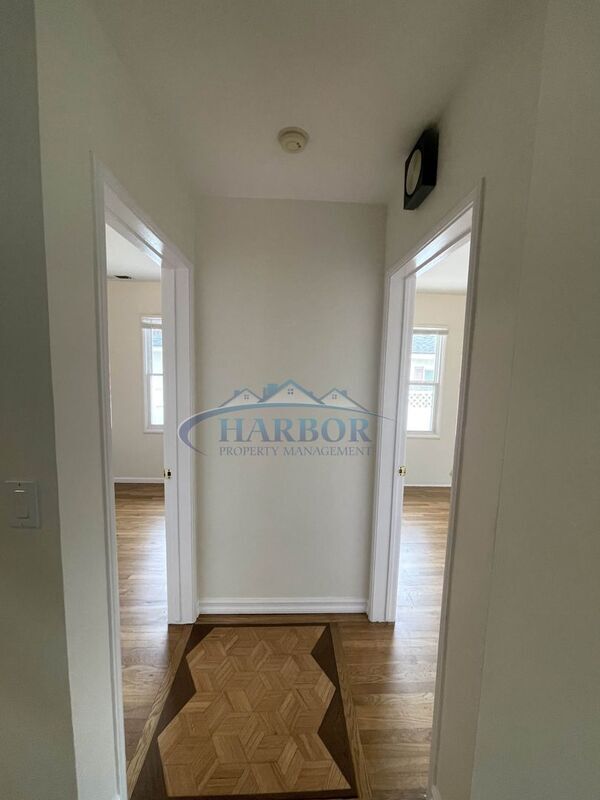 Building Photo - 3706 S Emily St