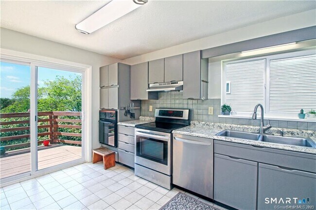Building Photo - 299 Virgo Dr