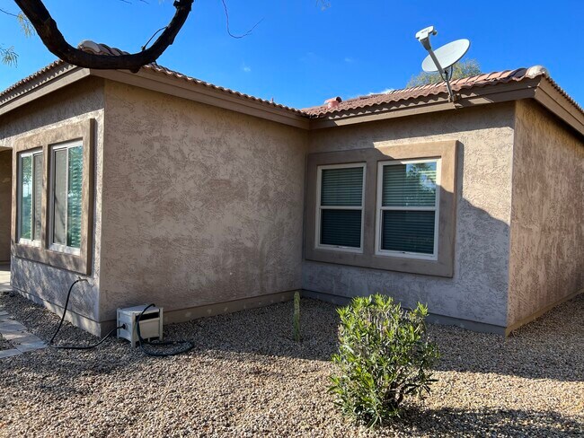 Building Photo - 25 S Quinn Cir