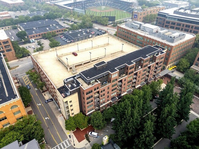 Building Photo - 251 Daniel Burnham Square
