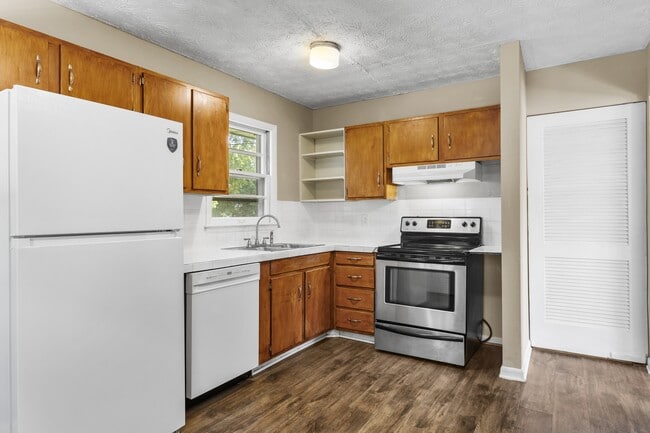 Building Photo - 2461 Mirahill Dr
