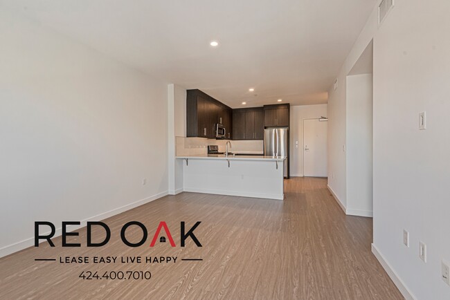 Building Photo - Gorgeous One Bedroom with Stainless Steel ...