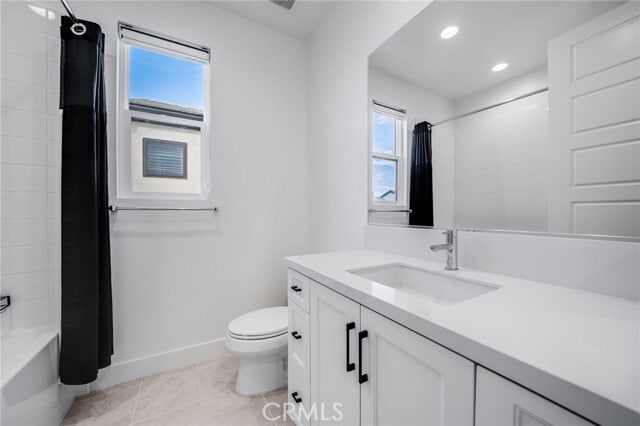 Building Photo - 106 Draw