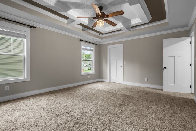 Building Photo - 515 Somerset Ln