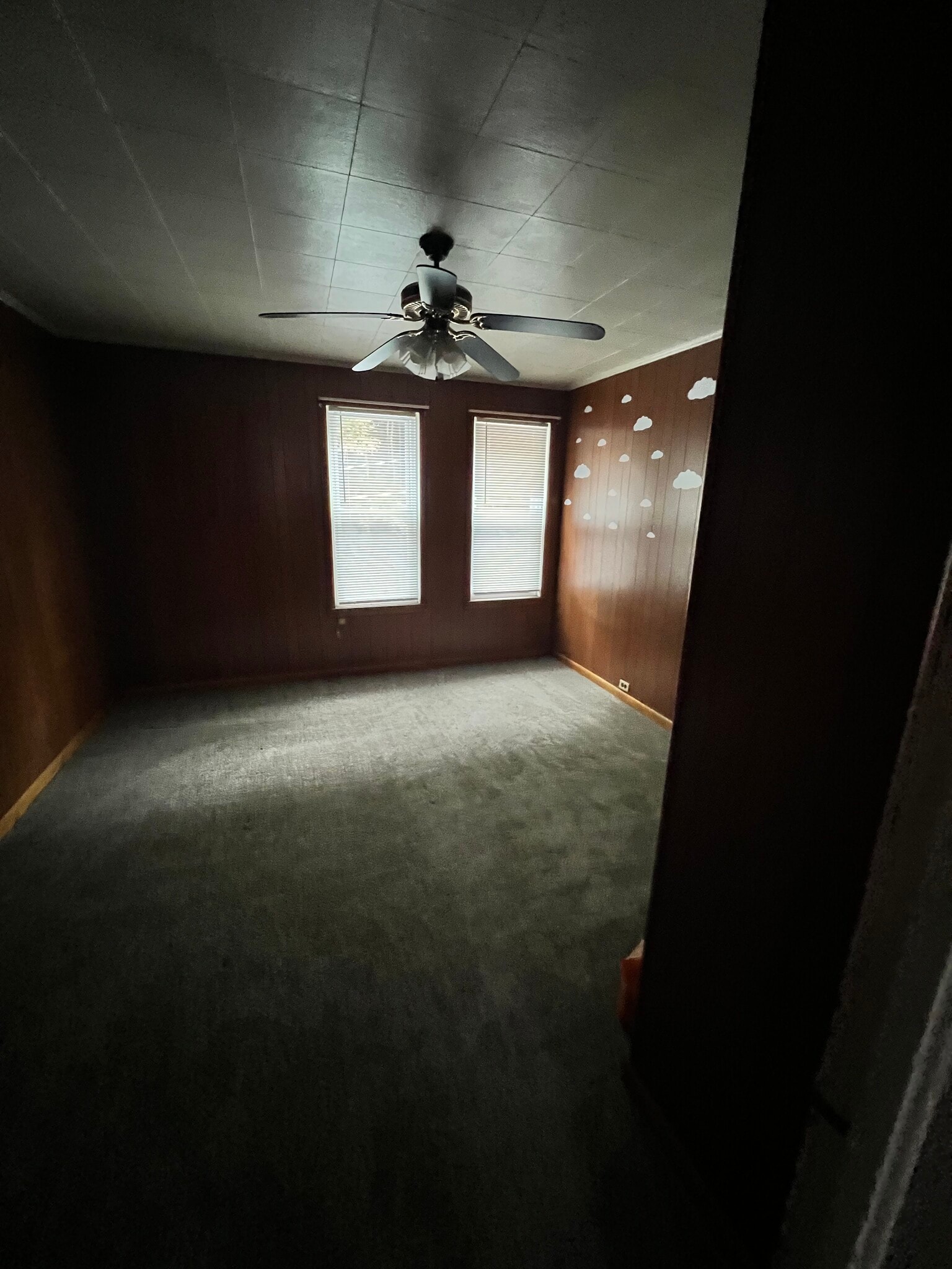 Building Photo - 481 2nd St