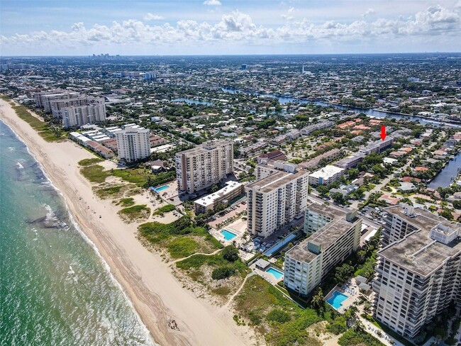 Building Photo - 1967 S Ocean Blvd