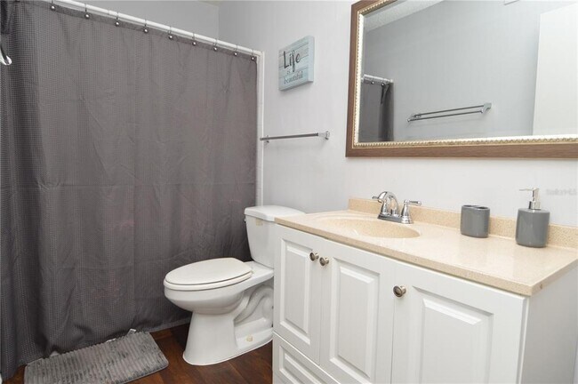 Building Photo - 8718 Mallard Reserve Dr