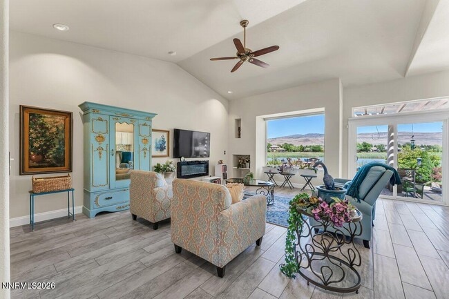 Building Photo - 7330 Island Queen Dr