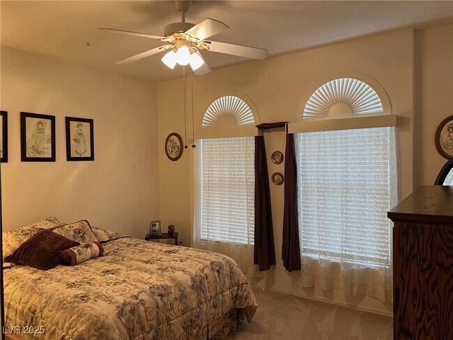 Building Photo - 2609 Arimo Dr