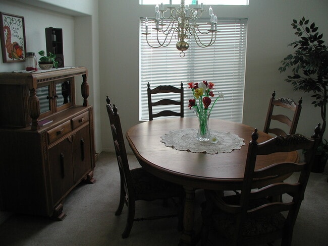 Building Photo - Prudence