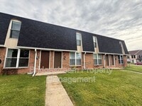 Building Photo - 969 Taylorsview Dr