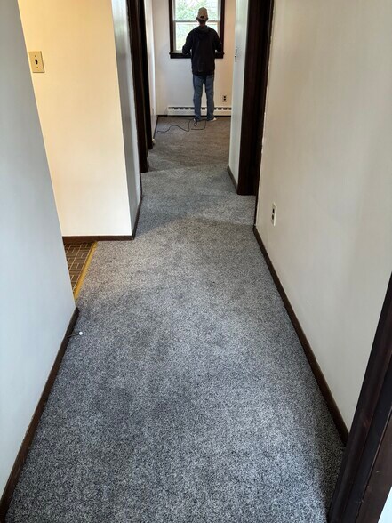 Building Photo - 368 Warner Dr