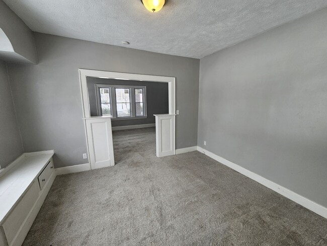 Building Photo - 3784 E 114th St