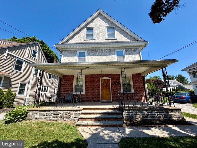 Building Photo - 110 Grandview Rd