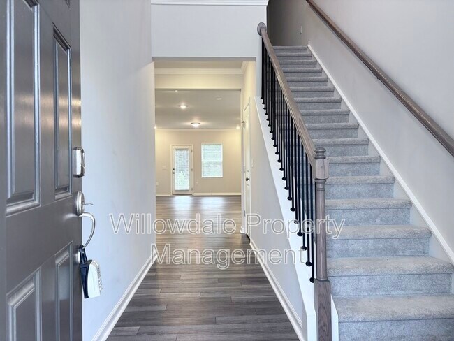 Building Photo - 913 Aspen Pointe Trl