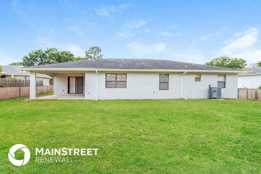 Building Photo - 2131 Ramsdale Dr SE