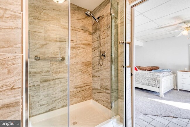 Building Photo - 10595 Blue Bell Way