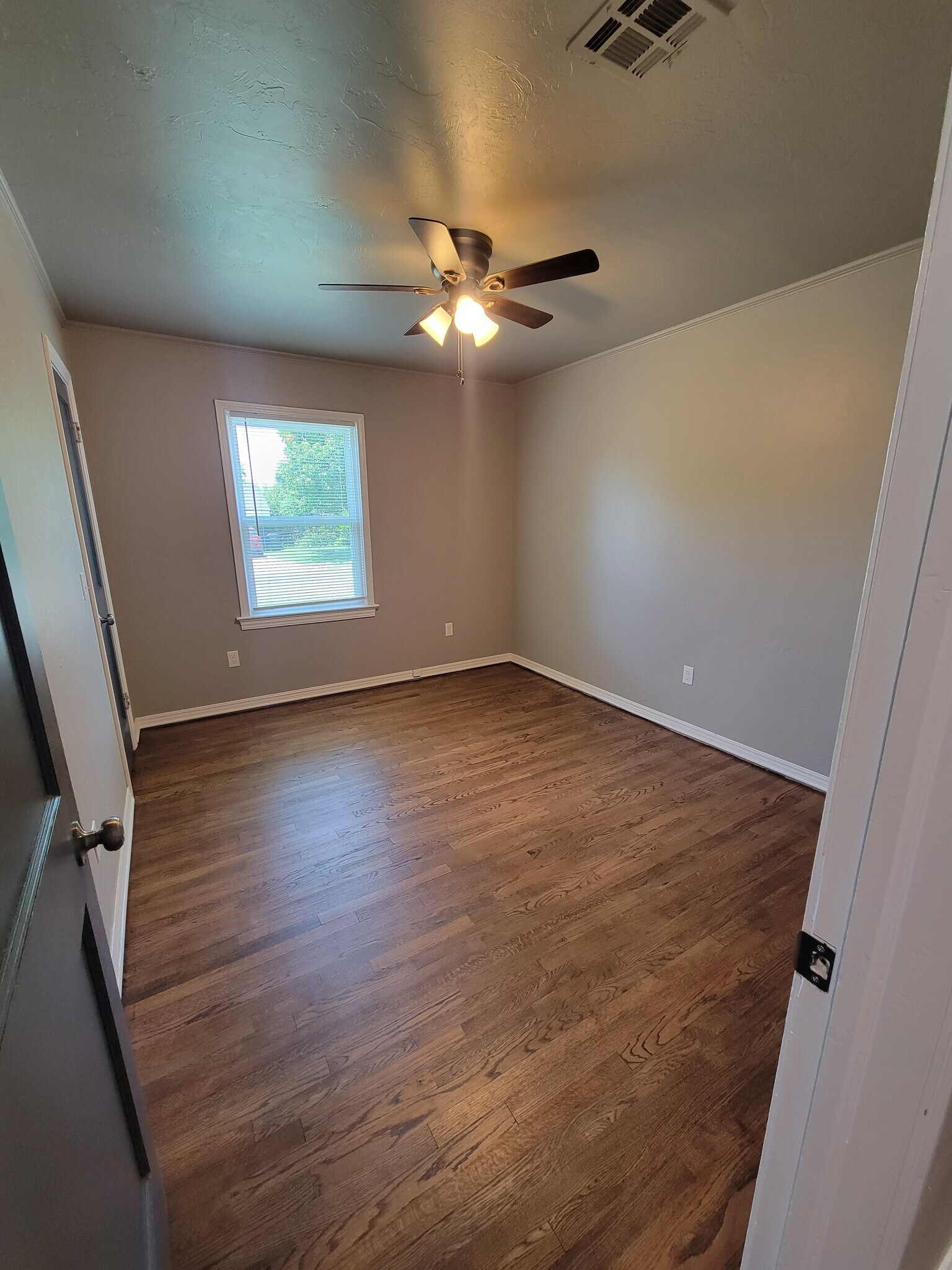 Bedroom #3 - 504 N Marshall Dr
