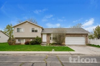 Building Photo - 725 N 1010 W