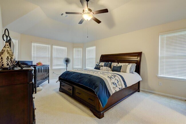 Building Photo - 23707 Walnut Maze Ct