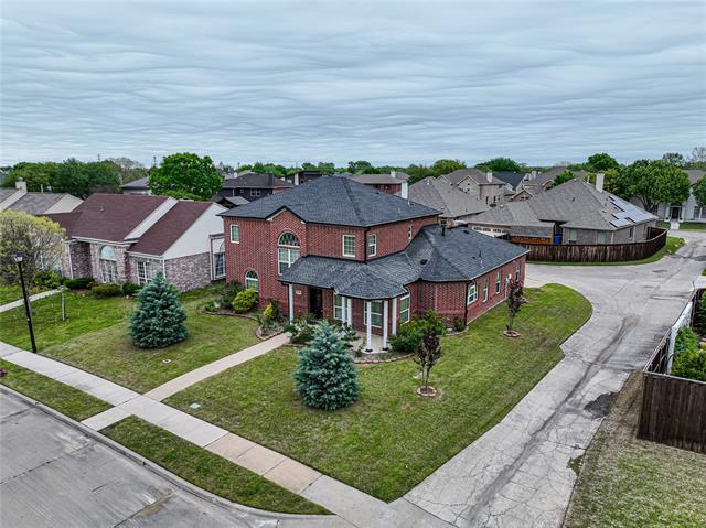 Building Photo - 5602 Willowbrook Dr