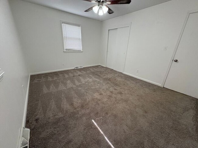 Building Photo - Beautiful 3-Bedroom Home with Spacious Liv...