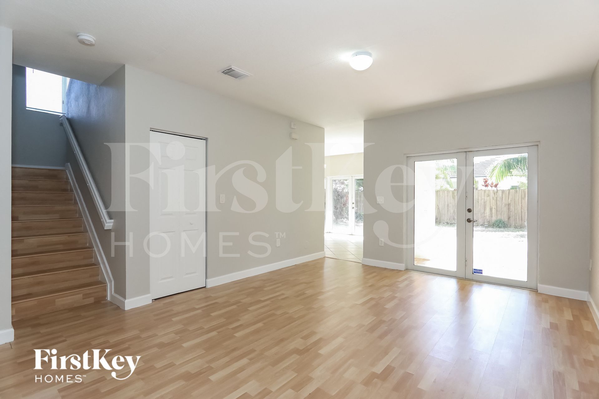 Building Photo - 3168 NE 4th St